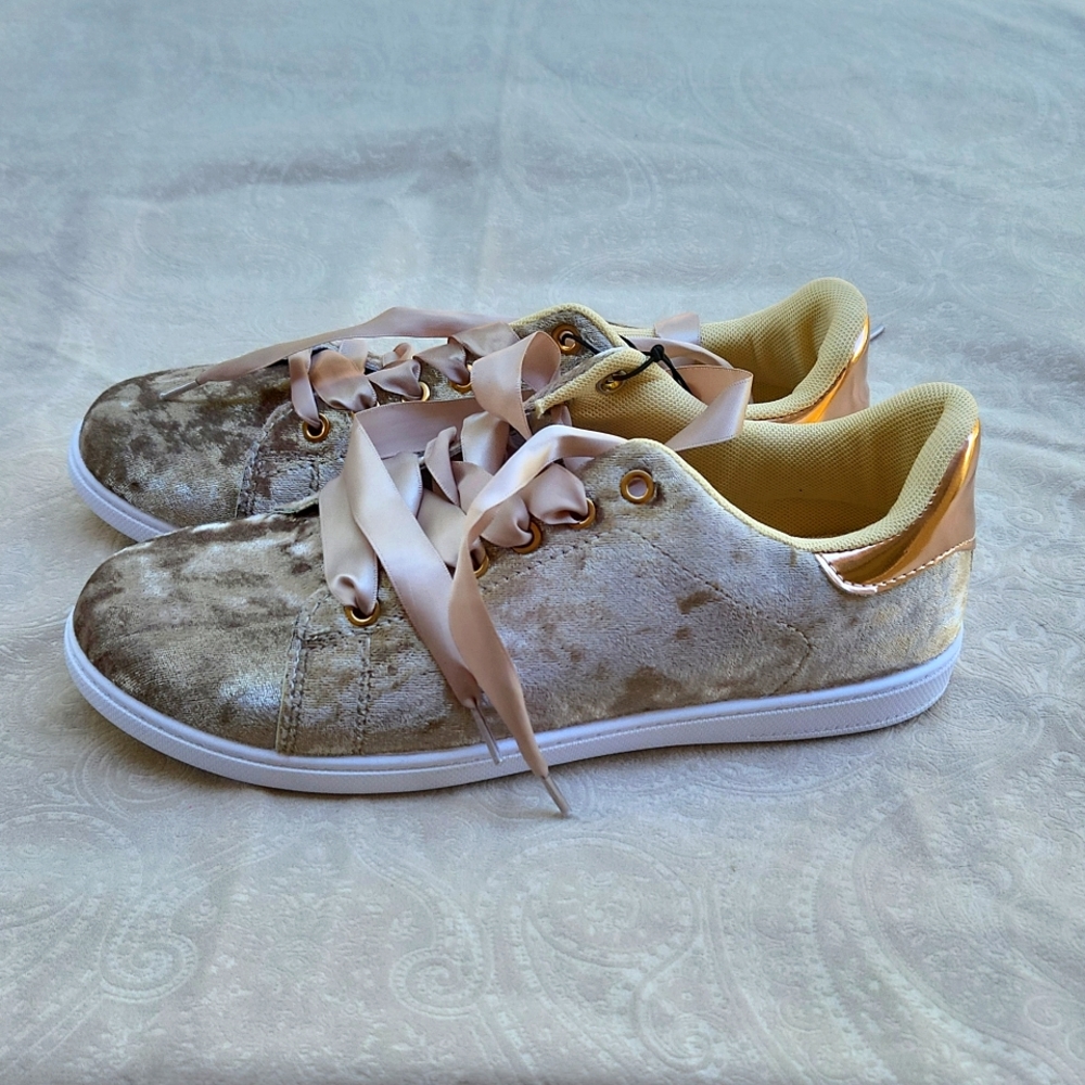 Velvet sneakers size 8.5